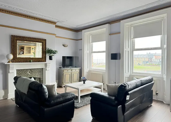 Longsands Beach, Apartment 2, Tynemouth