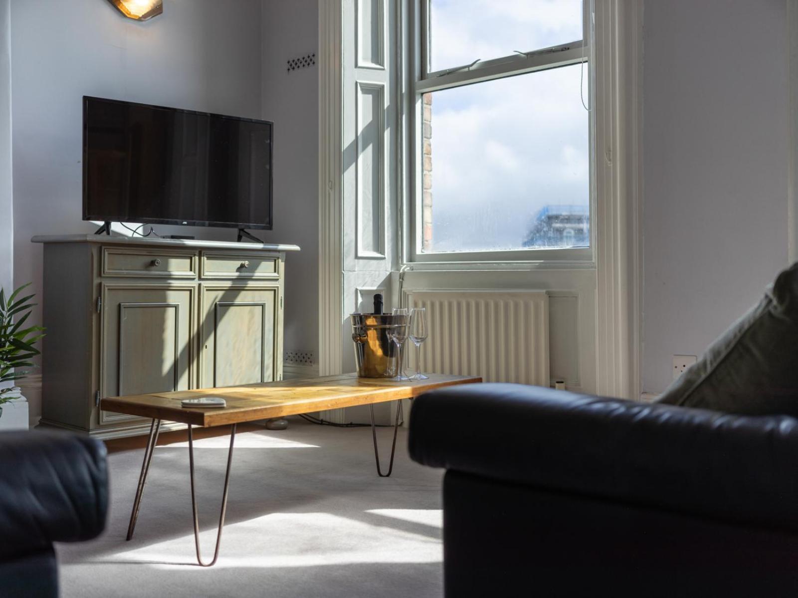 Apartment Longsands Beach, 2, *