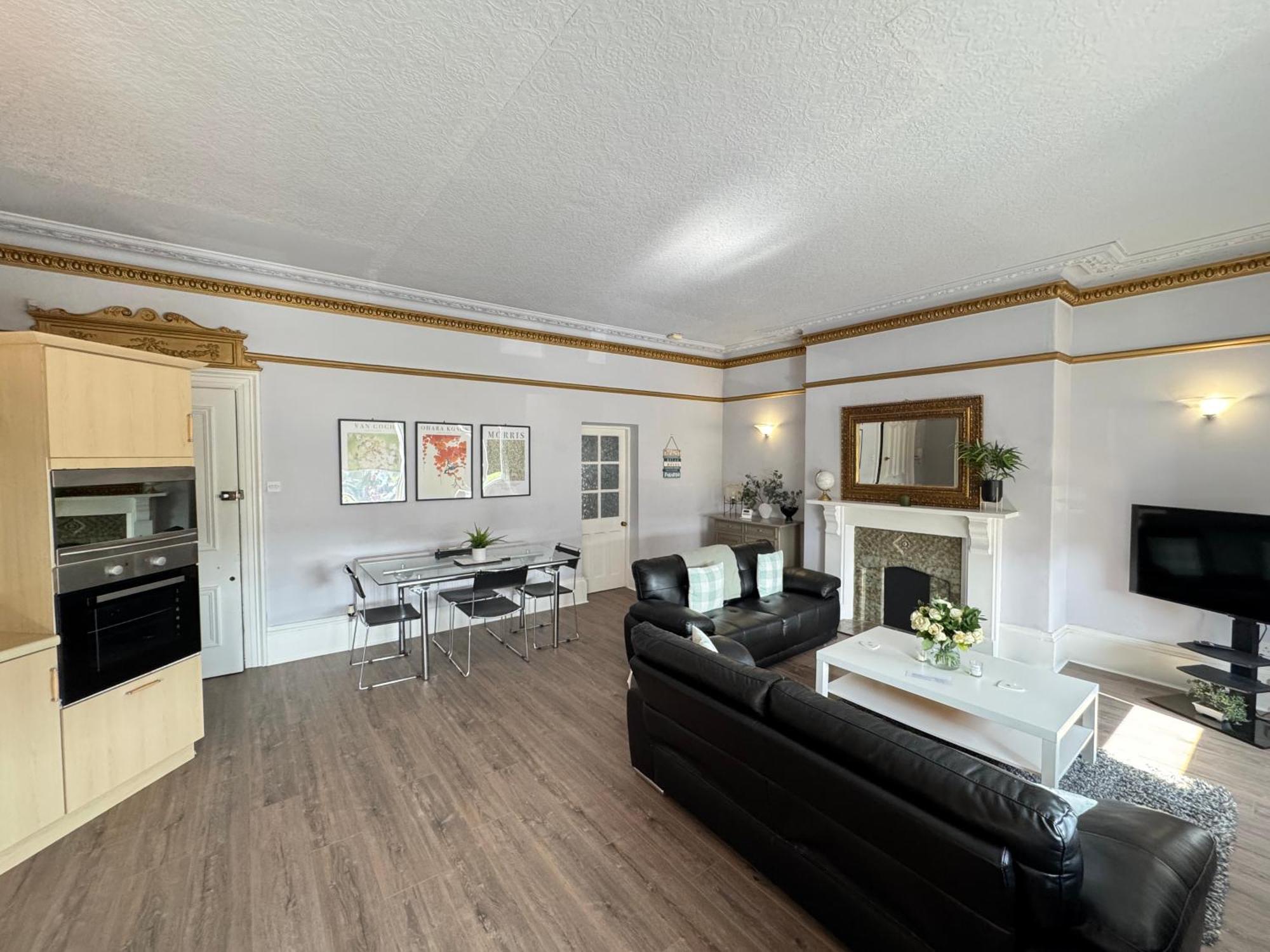 Longsands Beach, 2, Apartment *